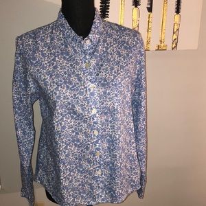 NWT Tulip, Snapdragon & Twig blue, white and pink flower print button down top
